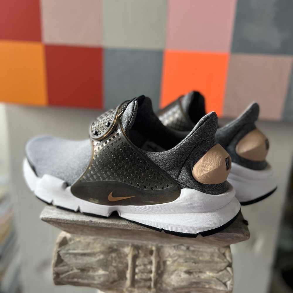 Nike Womens Size 10